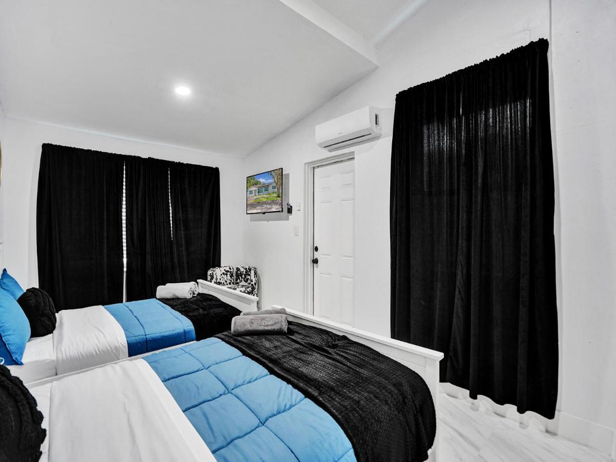 Villa Escape To Miami Retreat North Miami Beach Exterior foto