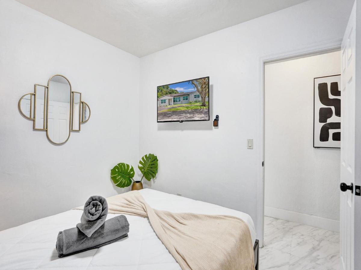 Villa Escape To Miami Retreat North Miami Beach Exterior foto